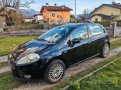Usata Fiat Grande Punto 65 CV (47 kW) 2007 Nero Utilitaria