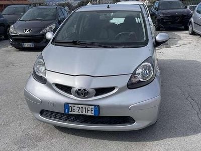 Brugt Toyota Aygo Sol 68 HK (50 kW) 2006 Sølv Hatchback