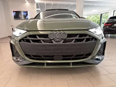 Ny Audi A3 S-Line 150 HK (110 kW) 2026 Grön Sedan