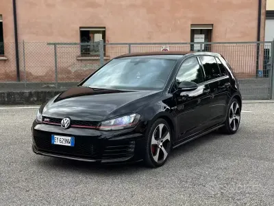 Usata VW Golf VII GTI 230 CV (169 kW) 2015 Nero Berlina