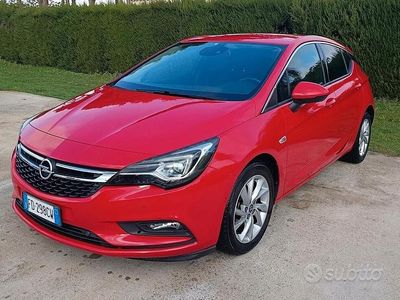 Usata Opel Astra Innovation 136 CV (100 kW) 2016 Rosso Berlina
