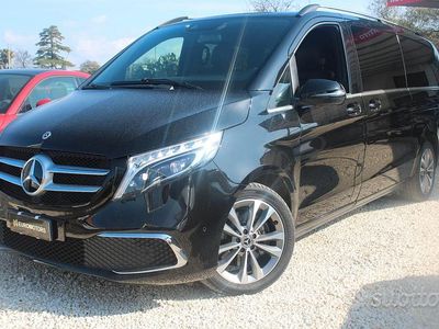Usata Mercedes V250 Premium 190 CV (139 kW) 2022 Nero Monovolume