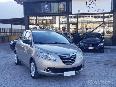 Usata Lancia Ypsilon Gold 95 CV (69 kW) 2014 Beige Utilitaria