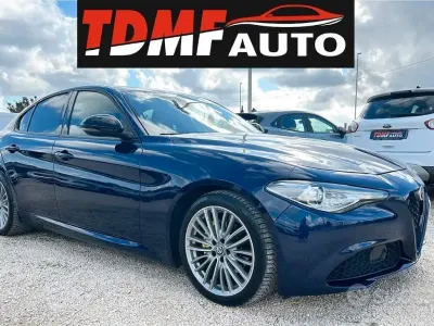 Occasion Alfa Romeo Giulia Super 150 ch (110 kW) 2017 Bleue Berline