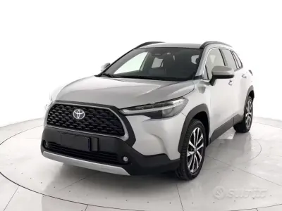 Usata Toyota Corolla Cross Trend 98 CV (72 kW) 2025 Grigio SUV