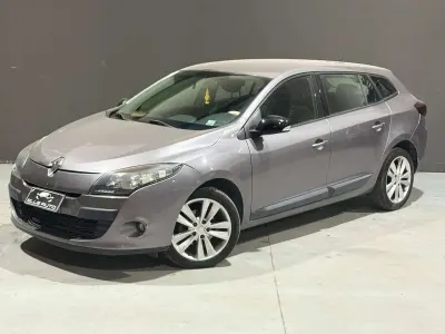 Usata Renault Mégane GT Line GT-Line 110 CV (80 kW) 2011 Grigio Station wagon