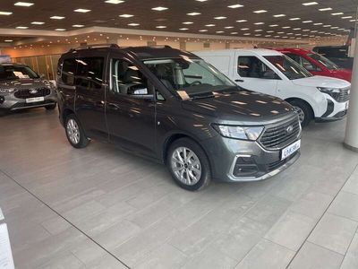 Usata Ford Tourneo Connect Titanium 122 CV (89 kW) 2024 Graphite grey Monovolume