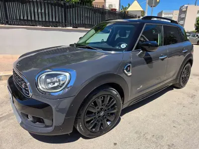 Usata Mini Cooper SD Countryman Business 190 CV (139 kW) 2020 Grigio SUV