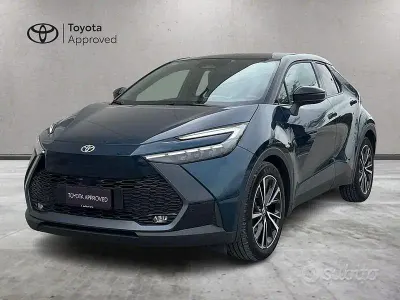 Usata Toyota C-HR Lounge 140 CV (102 kW) 2024 Verde SUV