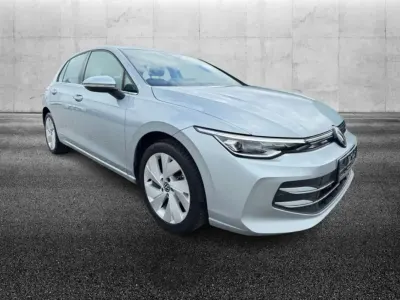 Brugt VW Golf VIII Style 150 HK (110 kW) 2025 Sølv Sedan