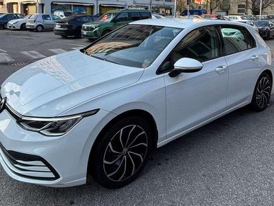 Usata VW Golf VII Trendline 90 CV (66 kW) 2021 Bianco Utilitaria