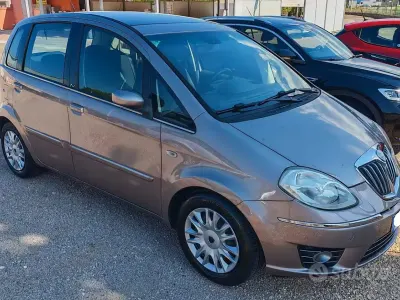 Usata Lancia Musa 69 CV (50 kW) 2009 Monovolume