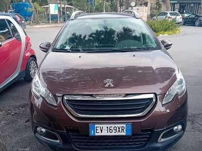 Usata Peugeot 2008 Allure 82 CV (60 kW) 2014 Marrone SUV