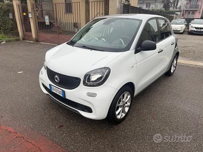 Usata Smart ForFour Prime 71 CV (52 kW) 2015 Bianco Utilitaria