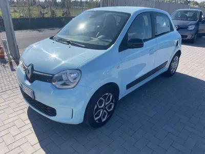 Usata Renault Twingo Equilibre 65 CV (47 kW) 2024 Blu Utilitaria