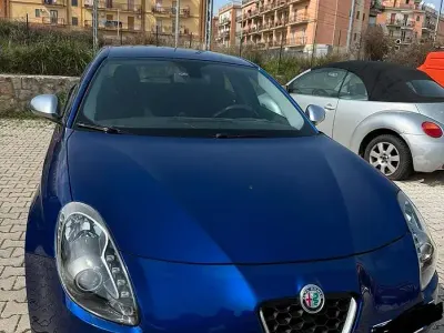 Usata Alfa Romeo Giulietta 120 CV (88 kW) 2017 Blu Utilitaria