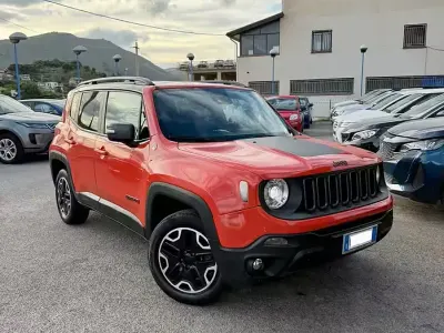 Gebraucht Jeep Renegade Trailhawk 170 PS (125 kW) 2016 Orange SUV
