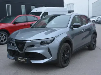 Usata Alfa Romeo GT Junior 136 CV (100 kW) 2025 Grigio SUV