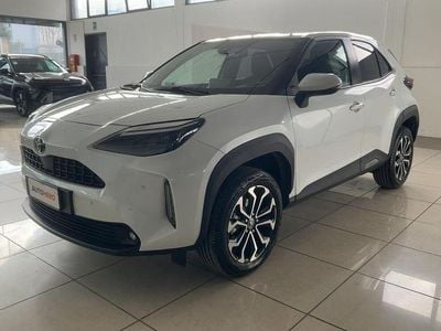 Bianco Usata 2021 Toyota Yaris Hybrid Trend | 21.799 € (Buon prezzo)