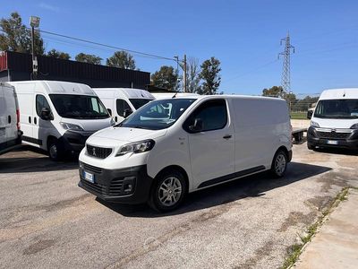 Usata Peugeot Expert Premium 120 CV (88 kW) 2019 Bianco banchisa Furgone