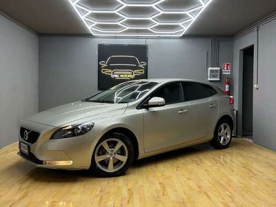 usata Volvo V40 V402.0 d2 R-design my19