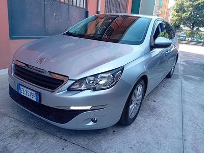 Usata Peugeot 308 SW Business-Line 120 CV (88 kW) 2015 Grigio chiaro Station wagon