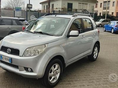 Usata Daihatsu Terios 85 CV (62 kW) 2007 Grigio SUV