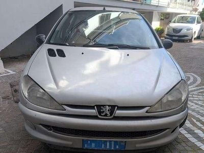 Usata Peugeot 206 60 CV (44 kW) 2000 Grigio Berlina