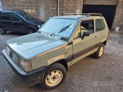 Usata Fiat Panda 4x4 48 CV (35 kW) 1985 Verde Utilitaria