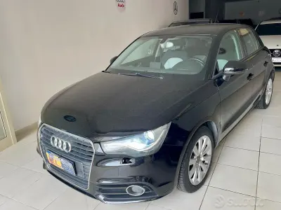 Käytetty Audi A1 Ambition 105 HP (77 kW) 2012 Musta Viistoperä