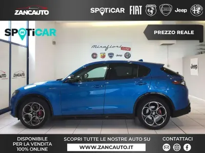 Usata Alfa Romeo Stelvio Veloce 209 CV (153 kW) 2025 Blu/azzurro SUV