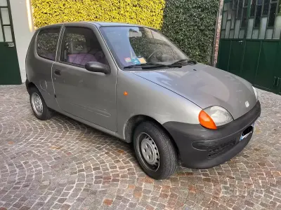Usata Fiat 600 Young 39 CV (28 kW) 1999 Grigio Utilitaria