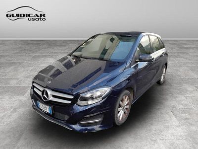 Usata Mercedes 180 2017 Blu Berlina