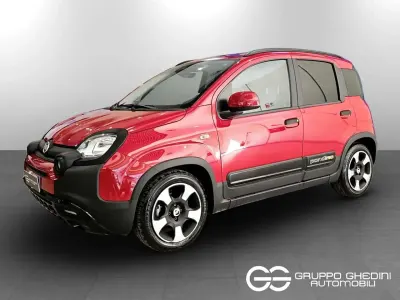 Usata Fiat Panda Cross Cross 69 CV (50 kW) 2025 Rosso Utilitaria