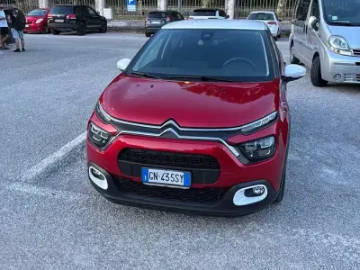 Usata Citroën C3 83 CV (61 kW) 2023 Rosso Utilitaria