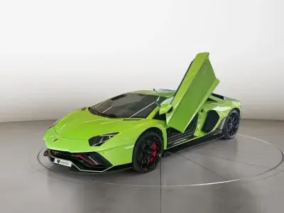 Usata Lamborghini Aventador 780 CV (573 kW) 2022 Verde Coupé