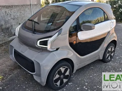 Usata XEV Yoyo 7 kW (10 CV) 2022 Grigio Utilitaria