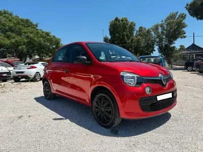 Usata Renault Twingo SE 69 CV (50 kW) 2015 Rosso Utilitaria