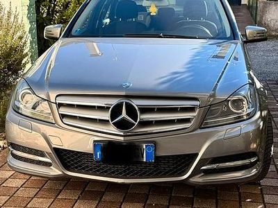 Usata Mercedes C200 184 CV (135 kW) 2012 Grigio Berlina