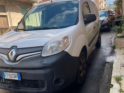 Usata Renault Kangoo 105 CV (77 kW) 2019 Bianco Monovolume