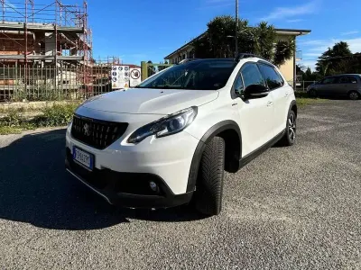 Usata Peugeot 2008 GT-line 110 CV (80 kW) 2017 Bianco SUV