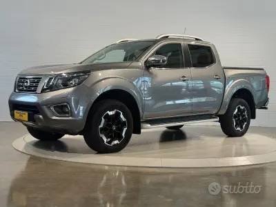 Usata Nissan Navara Tekna 190 CV (139 kW) 2021 Grigio scuro Pick-up
