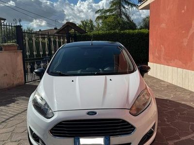 Usata Ford Fiesta 75 CV (55 kW) 2015 Utilitaria