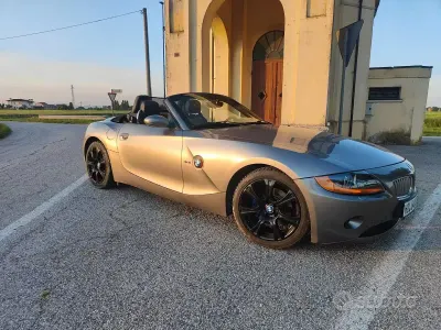 Usata BMW Z4 Sport Line 231 CV (169 kW) 2003 Grigio Cabrio