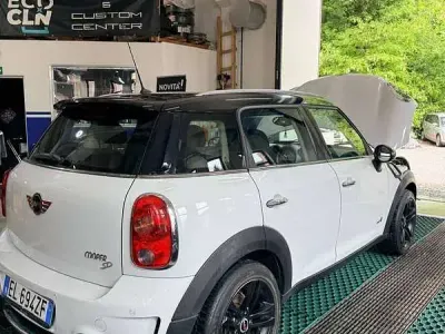 Usata Mini Countryman 143 CV (105 kW) 2012 Bianco SUV