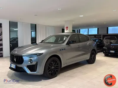 Usata Maserati Levante GT 330 CV (242 kW) 2022 Grigio SUV
