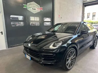 Usata Porsche Cayenne 340 CV (250 kW) 2020 Nero SUV