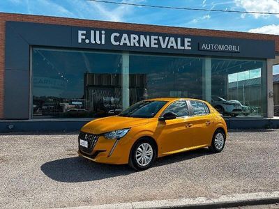 Usata Peugeot 208 74 CV (54 kW) 2023 Giallo Utilitaria
