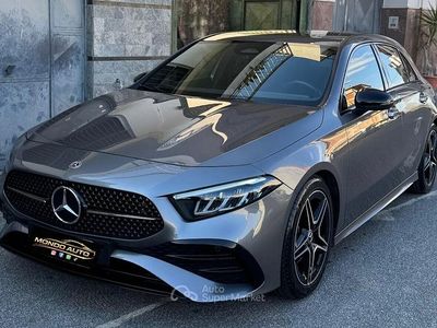 Käytetty Mercedes A150 Premium 150 HP (110 kW) 2023 Harmaa Sedan