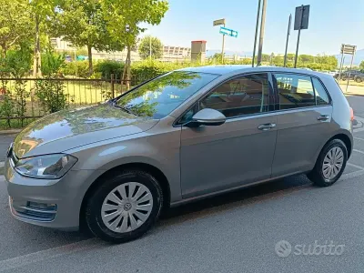 Usata VW Golf VII 110 CV (80 kW) 2016 Grigio Berlina
